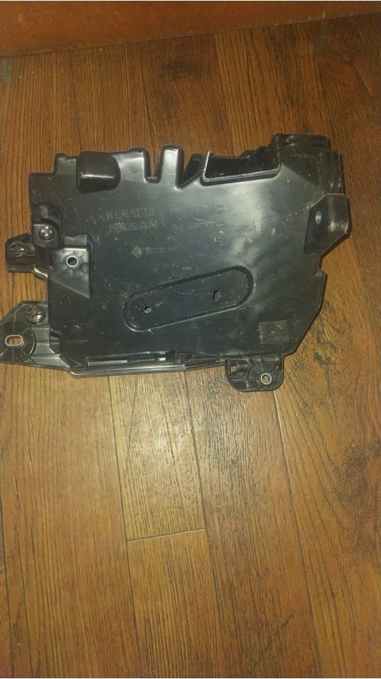 Renault Clio 5 Alt Üst Sigorta kutusu