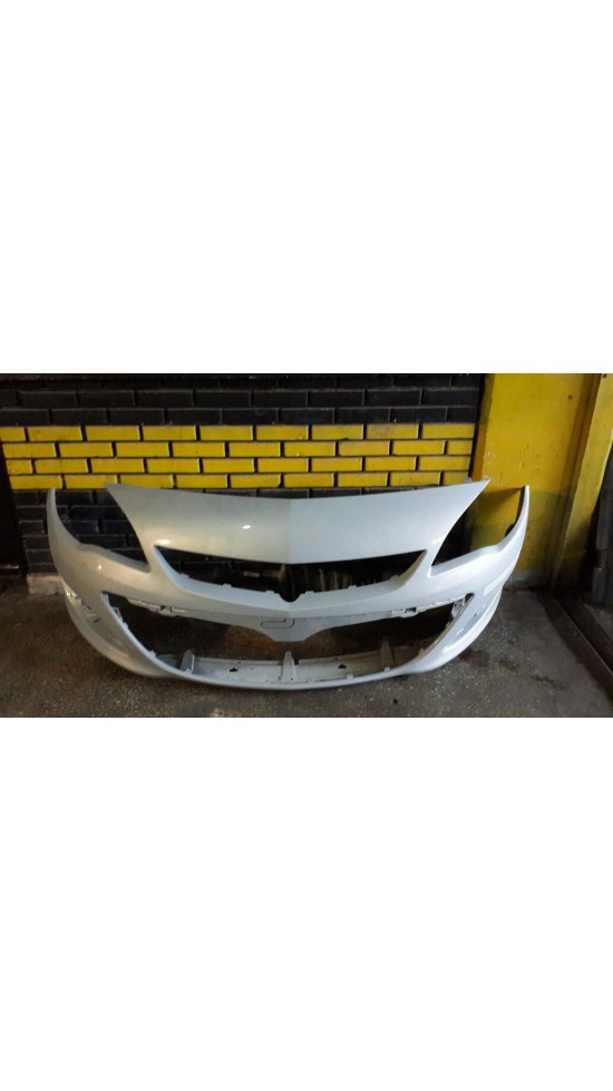 Opel Astra J Ön tampon